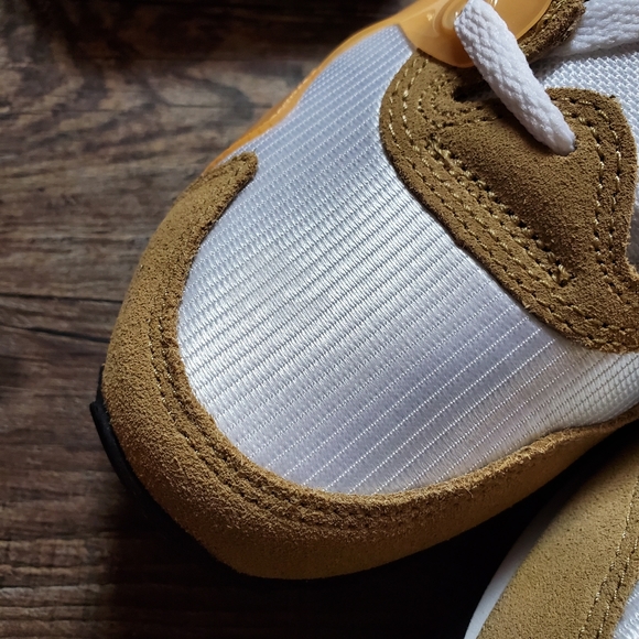 NEW Nike V. Love O.X. - Picture 8 of 8